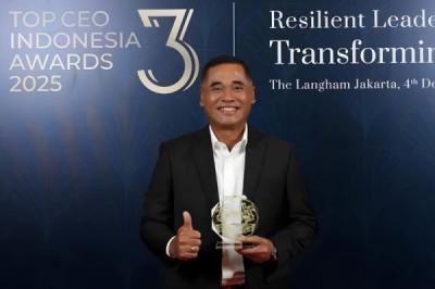 penguatan-bisnis-dan-transformasi-digital-antar-theodorus-ardi-hartoko-raih-penghargaan-nasional-2025