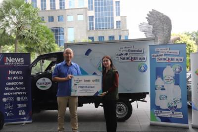 mnc-peduli-gandeng-sanqua-salurkan-bantuan-bencana-ke-sumatera