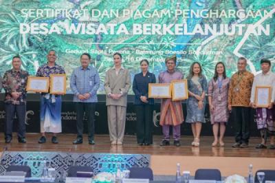 langkah-nyata-pariwisata-berkelanjutan-10-desa-wisata-kantongi-sertifikasi-nasional