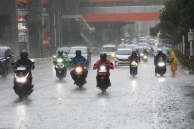 cuaca-ekstrem-tingkatkan-klaim-asuransi-sepanjang-2025