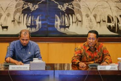 konferensi-pers-pemberlakuan-uu-kuhp-dan-kuhap