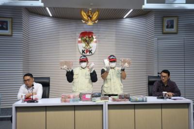 Keterangan KPK Terkait OTT Bupati Pati Sudewo dan Wali Kota Madiun Maidi