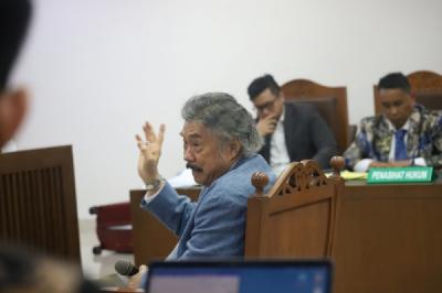 saksi-ahli-gayus-lumbuun-gugatan-cmnp-ke-mnc-absurd-tak-jelas-dan-bertentangan-fakta