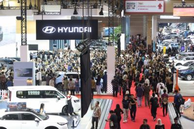 pengunjung-padati-iims-2026-transaksi-ditargetkan-tembus-rp8-triliun