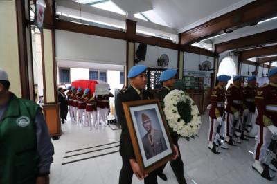 Suasana Khidmat Iringi Persemayaman Try Sutrisno di Masjid Sunda Kelapa