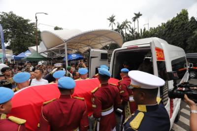 Upacara Penyerahan Jenazah Try Sutrisno kepada Negara di Masjid Sunda Kelapa