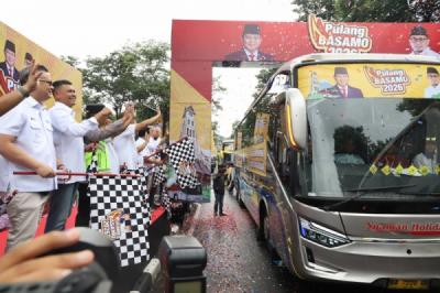 Andre Rosiade Berangkatkan Program Mudik Gratis Pulang Basamo 2026