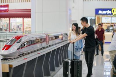 penumpang-whoosh-melonjak-jelang-lebaran-2026