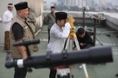 pemantauan-di-kanwil-kemenag-hilal-tak-terlihat-meski-cuaca-cerah