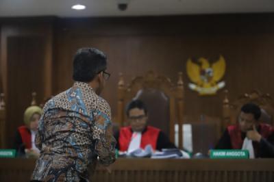 kasus-suap-hutan-dirut-pt-inhutani-v-dicky-yuana-rady-dihukum-4-tahun-penjara