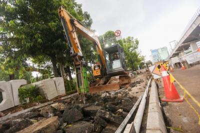 revitalisasi-jalan-dan-trotoar-rasuna-said-ditargetkan-selesai-lima-bulan