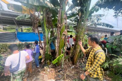 tkp-kecelakaan-kereta-di-stasiun-bekasi-timur-jadi-tontonan-warga
