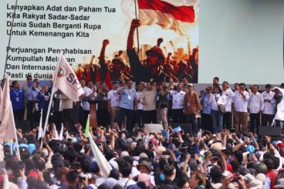 presiden-prabowo-hadiri-may-day-2026-di-monas-buruh-desak-ruu-ketenagakerjaan-disahkan