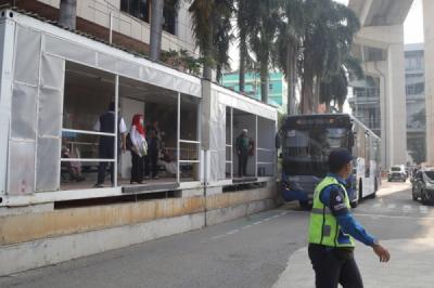 imbas-pembangunan-lrt-halte-manggarai-ditutup-dan-dialihkan-ke-halte-sementara