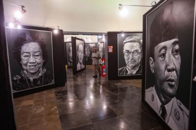 pameran-lukisan-wajah-80-tokoh