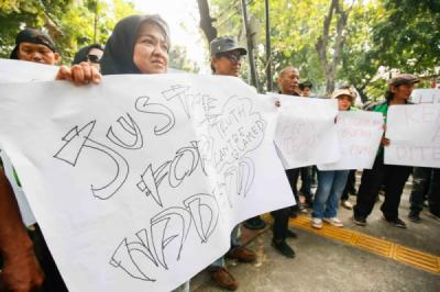 Aksi Ojol Minta Nadiem Makarim Dibebaskan