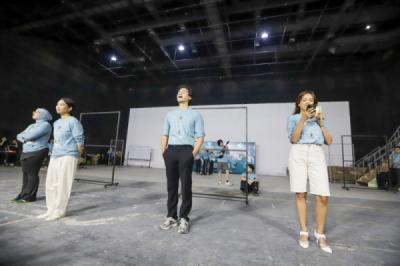 Latihan Jelang Pementasan Home Sweet Loan The Musical