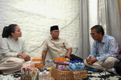 Gubernur Banten Andra Soni Kunjungi Keluarga Jurnalis iNews Yudistiro Pranoto di Depok 