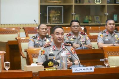 Uji Kelayakan dan Kepatutan Calon Kapolri Suyudi Ario Seto