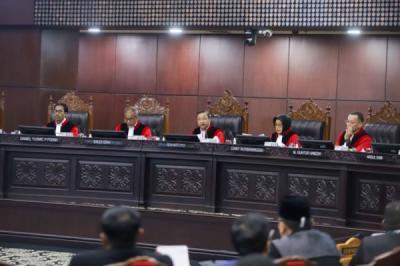 MK Nyatakan Gugatan Ijazah Gibran Tidak Dapat Diterima