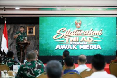 ksad-maruli-simanjuntak-bahas-program-tni-ad-bersama-pemred-media