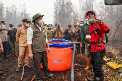 Menhut Tinjau Pemadaman Karhutla di Taman Nasional Sebangau