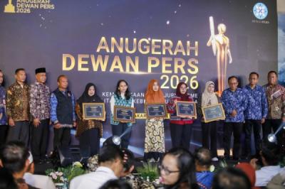 Dewan Pers Beri Penghargaan untuk Lima Jurnalis yang 5 Kontak di Perairan Gunung Anak Krakatau
