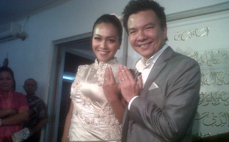 Denada Dipinang dengan Mas Kawin Alat Salat & Al Quran