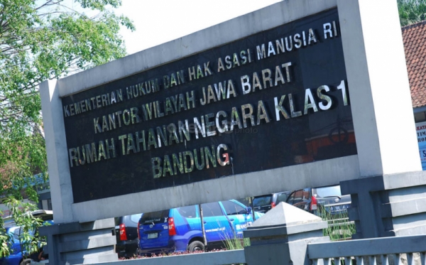 img-3