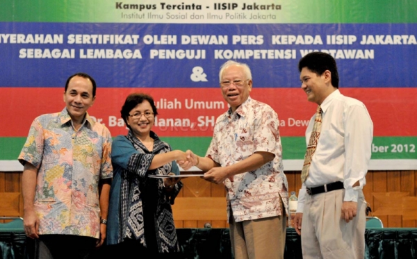 img-1