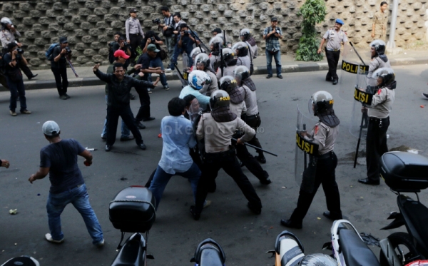 img-1