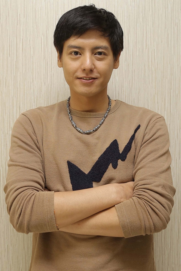 Roger Danuarta Resmi Bebas