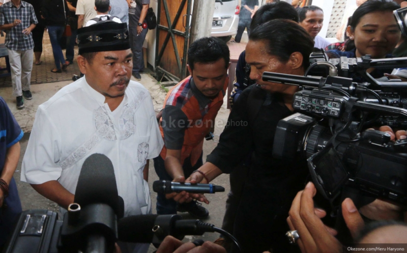 Mat Solar Melayat Almarhum Pepeng