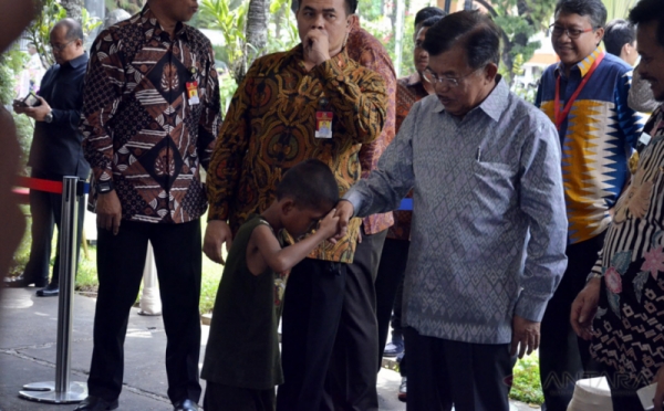 img-1