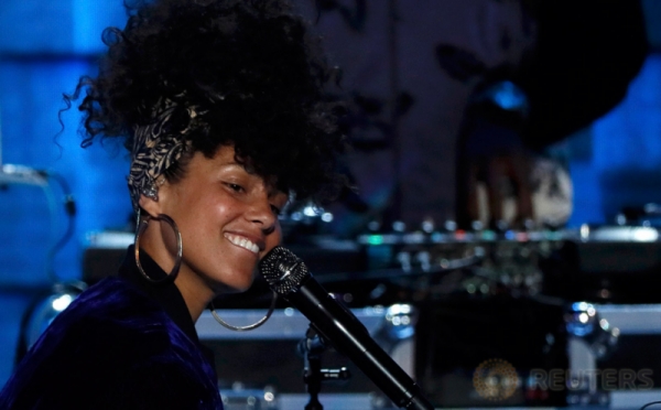 Penampilan Alicia Keys di Konvensi Nasional Demokrat