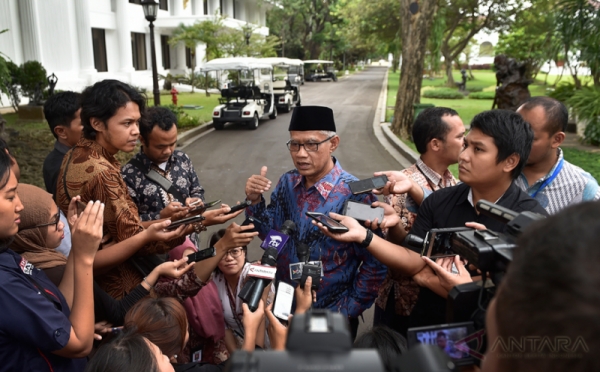 Jamu Makan Siang Haedar Nashir, Presiden Bahas Cara Membangun Indonesia