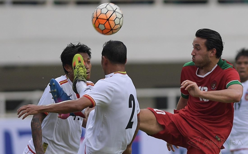 Melihat Penampilan Perdana Ezra Walian Bersama Timnas U-22 Indonesia