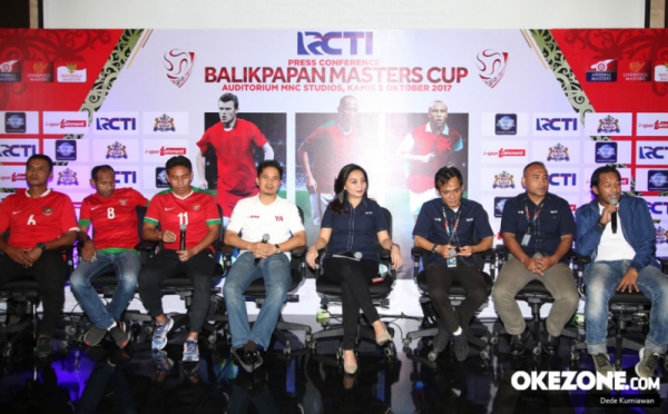 Legenda Timnas Indonesia Siap Tanding Lawan Arsenal Masters dan Liverpool Masters 0 : Foto Legenda Timnas Indonesia Siap Tanding Lawan Arsenal Masters dan Liverpool Masters 0 : Foto