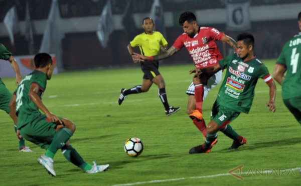 Gol Semata Wayang Stefano Lilipaly Menangkan Bali United atas PSMS Medan