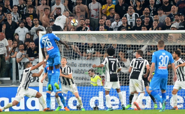 Dramatis! Napoli Redam Juventus lewat Gol Semata Wayang Koulibaly pada Menit 90