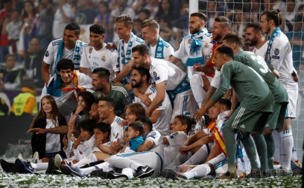 Begini Kemeriahan Pesta Kemenangan Real Madrid di Stadion Santiago Bernabeu