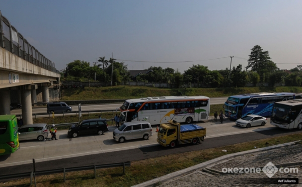 Tabrakan Beruntun di Tol Cipali Libatkan Bus dan Mobil Pribadi