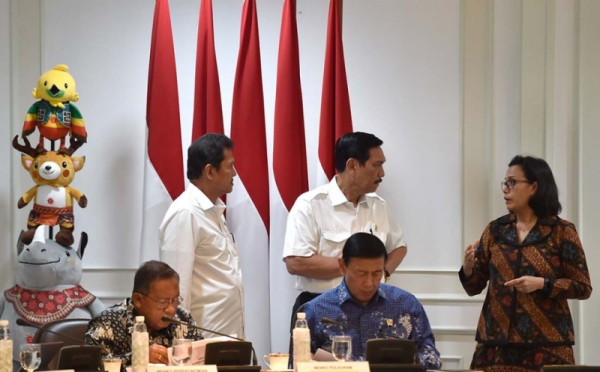 Jokowi Pimpin Ratas tentang Reformasi Program Pensiun ASN
