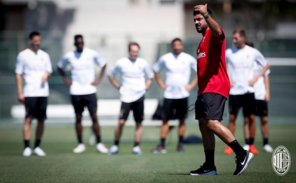 Intip Latihan Pemain AC Milan di Los Angeles Amerika Serikat