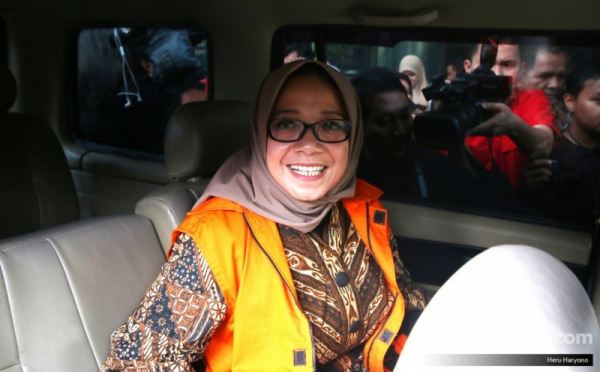 Eni Maulani Saragih Tebar Senyum Usai Jalani Pemeriksaan di Gedung KPK