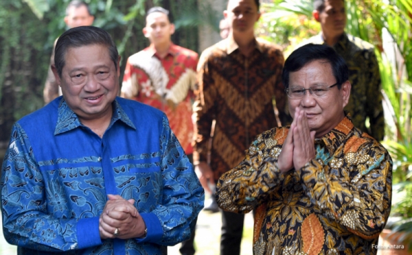 SBY Temui Prabowo, Jokowi Pilih Kunjungi Korban Gempa Lombok Bareng TGB