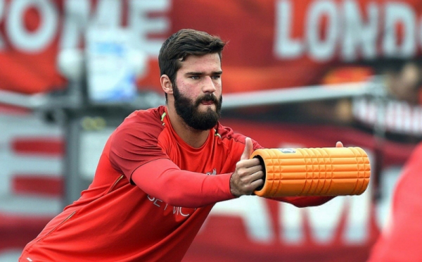 11 Kiper dengan Harga Selangit, Alisson Becker Paling Mahal