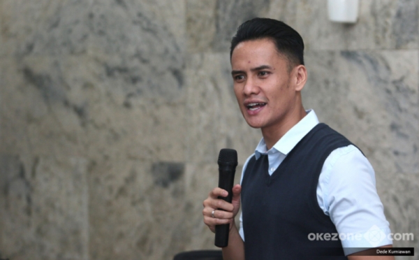 Choky Sitohang Berikan Materi Public Speaking kepada Kader Partai Perindo