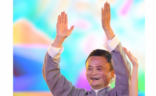 Bos Alibaba Group Jack Ma Semarakkan Penutupan Asian Games 2018