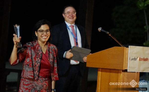 Sri Mulyani Mendapatkan Penghargaan Menteri Keuangan Terbaik 